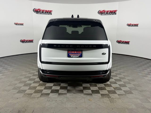 Used 2023 Land Rover Range Rover SE image 7