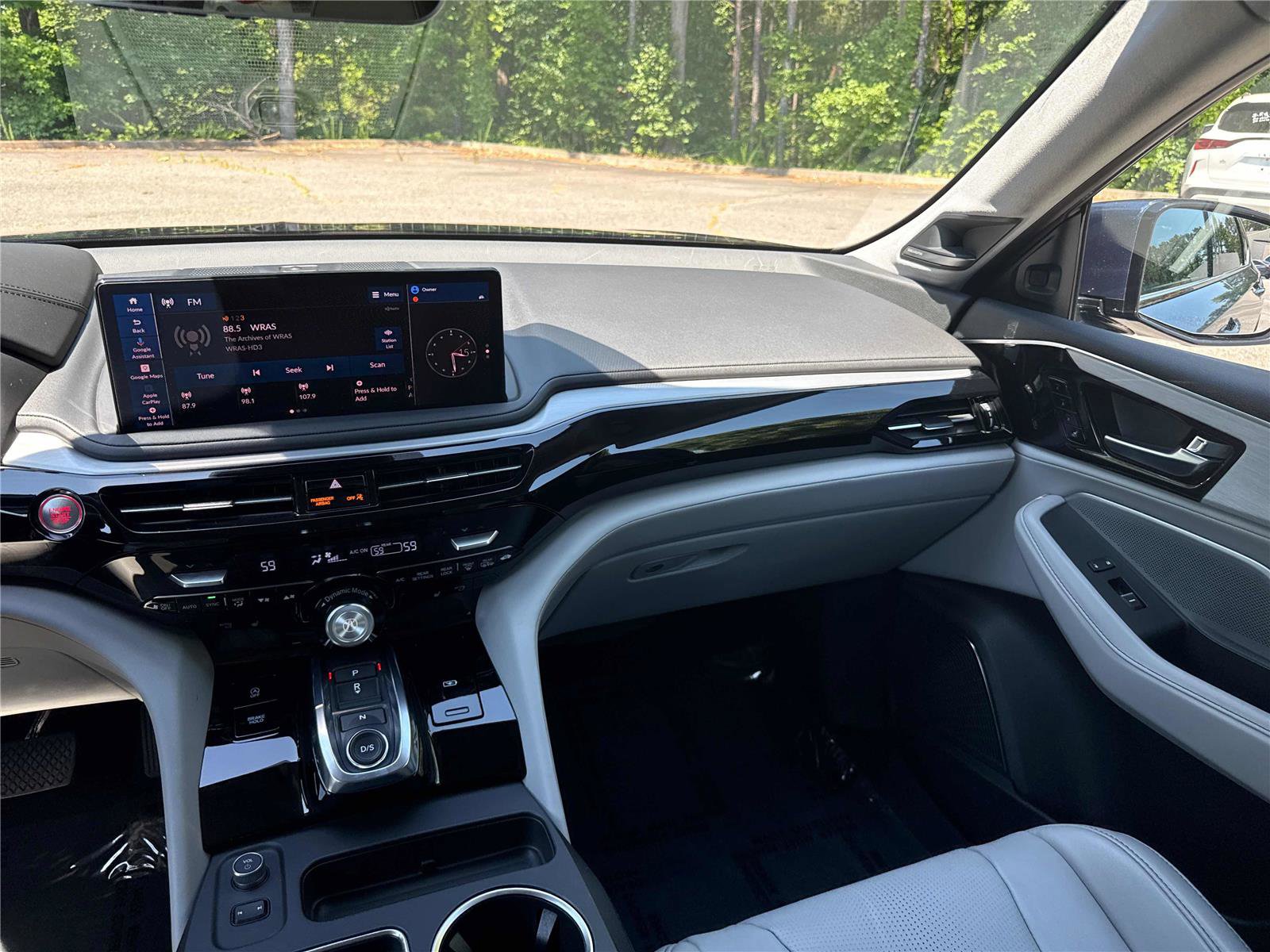 Used 2025 Acura MDX FWD w/ Technology Package image 15