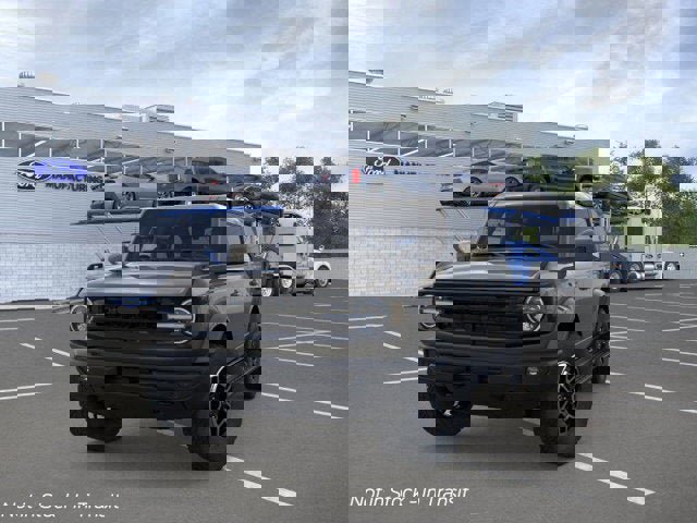 New 2025 Ford Bronco Outer Banks image 2