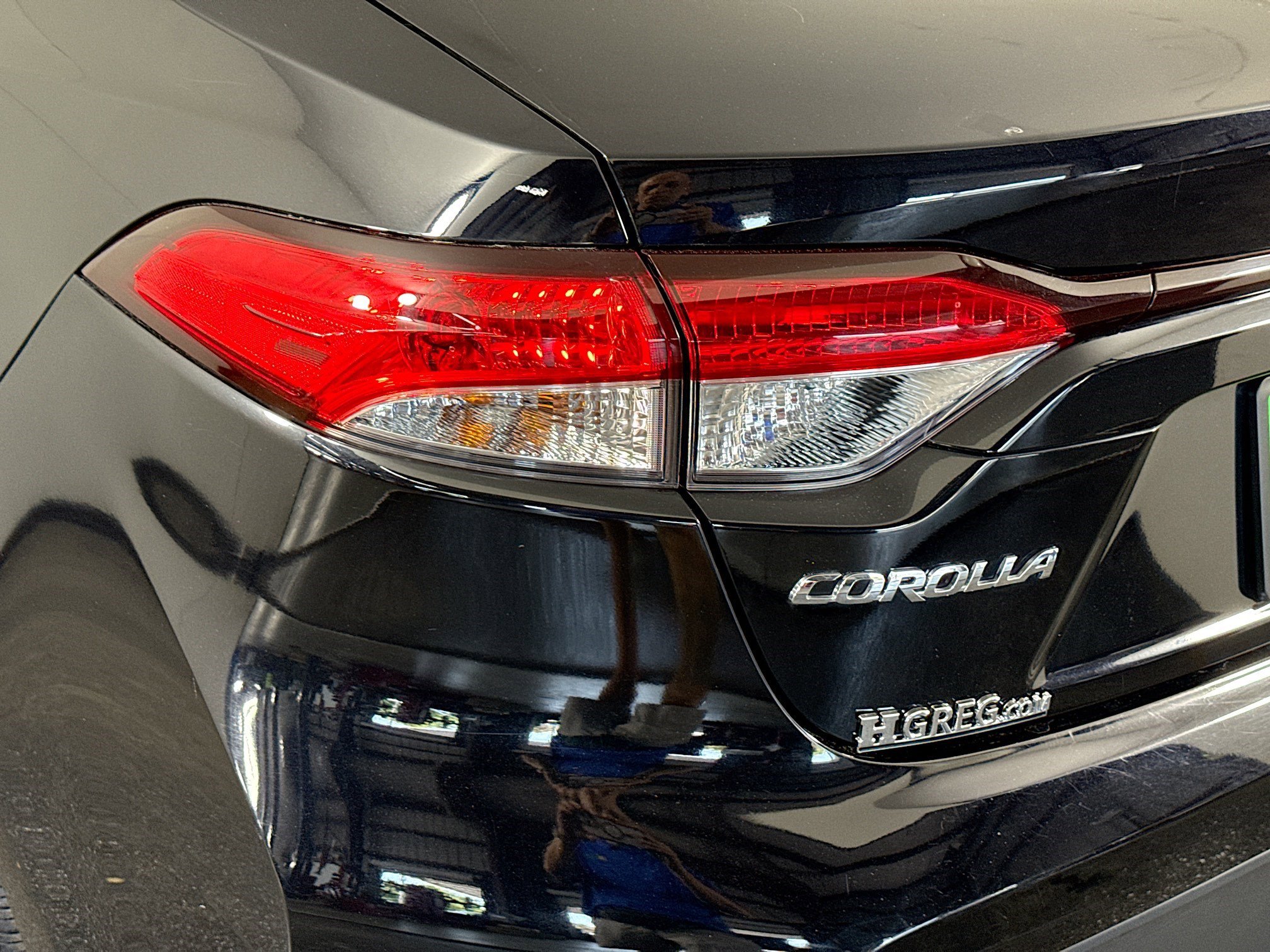Used 2024 Toyota Corolla LE FWD image 35