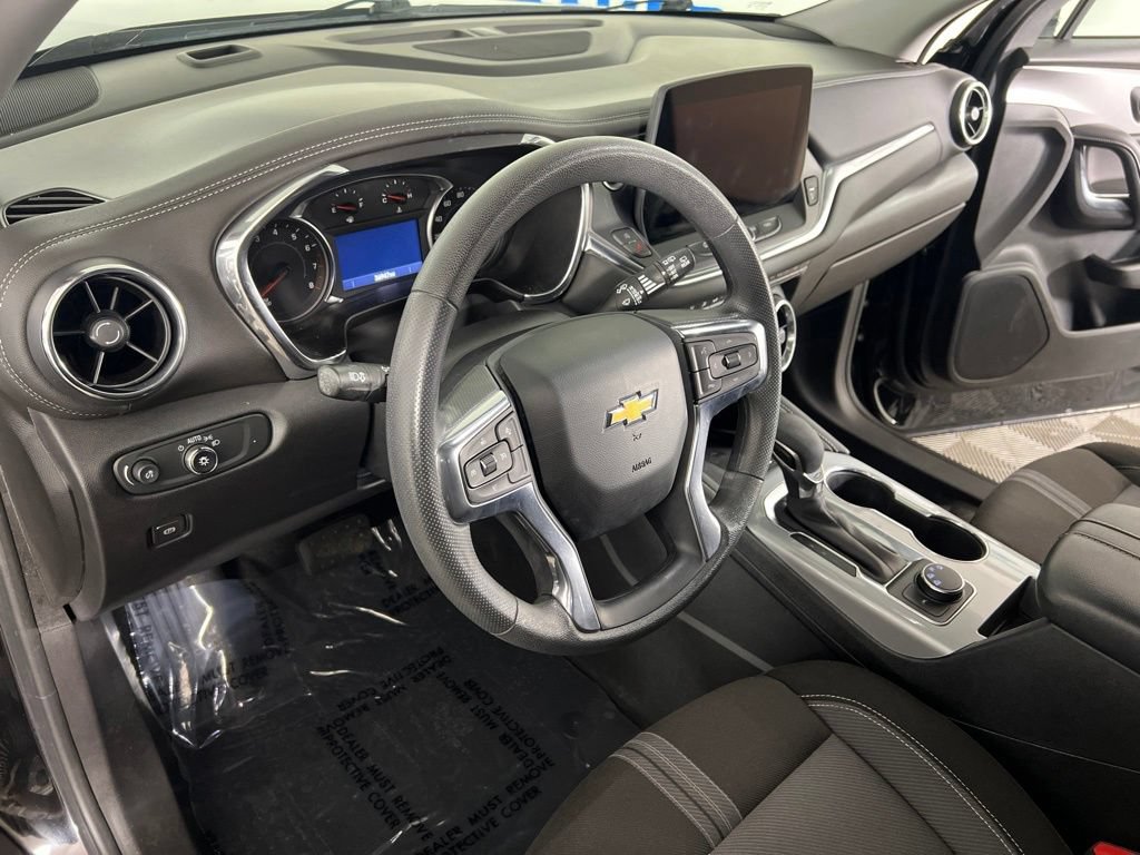 Certified 2023 Chevrolet Blazer LT w/ Convenience Package AWD/4WD image 18