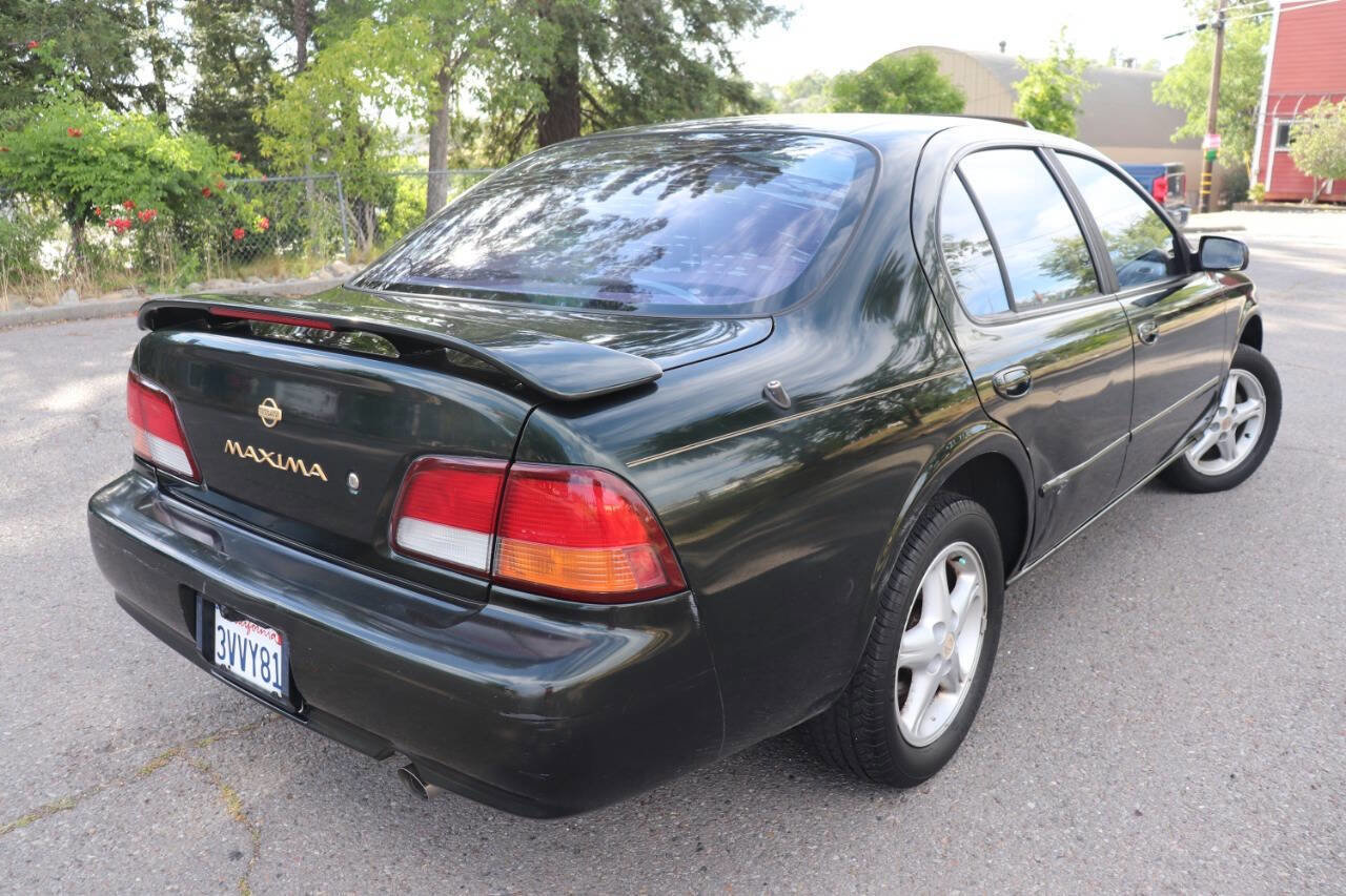 Used 1997 Nissan Maxima GXE FWD image 8