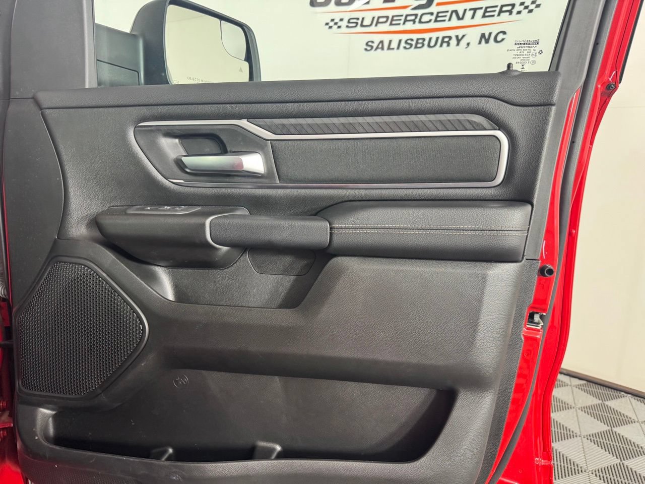 Used 2025 RAM 1500 Big Horn AWD/4WD image 38