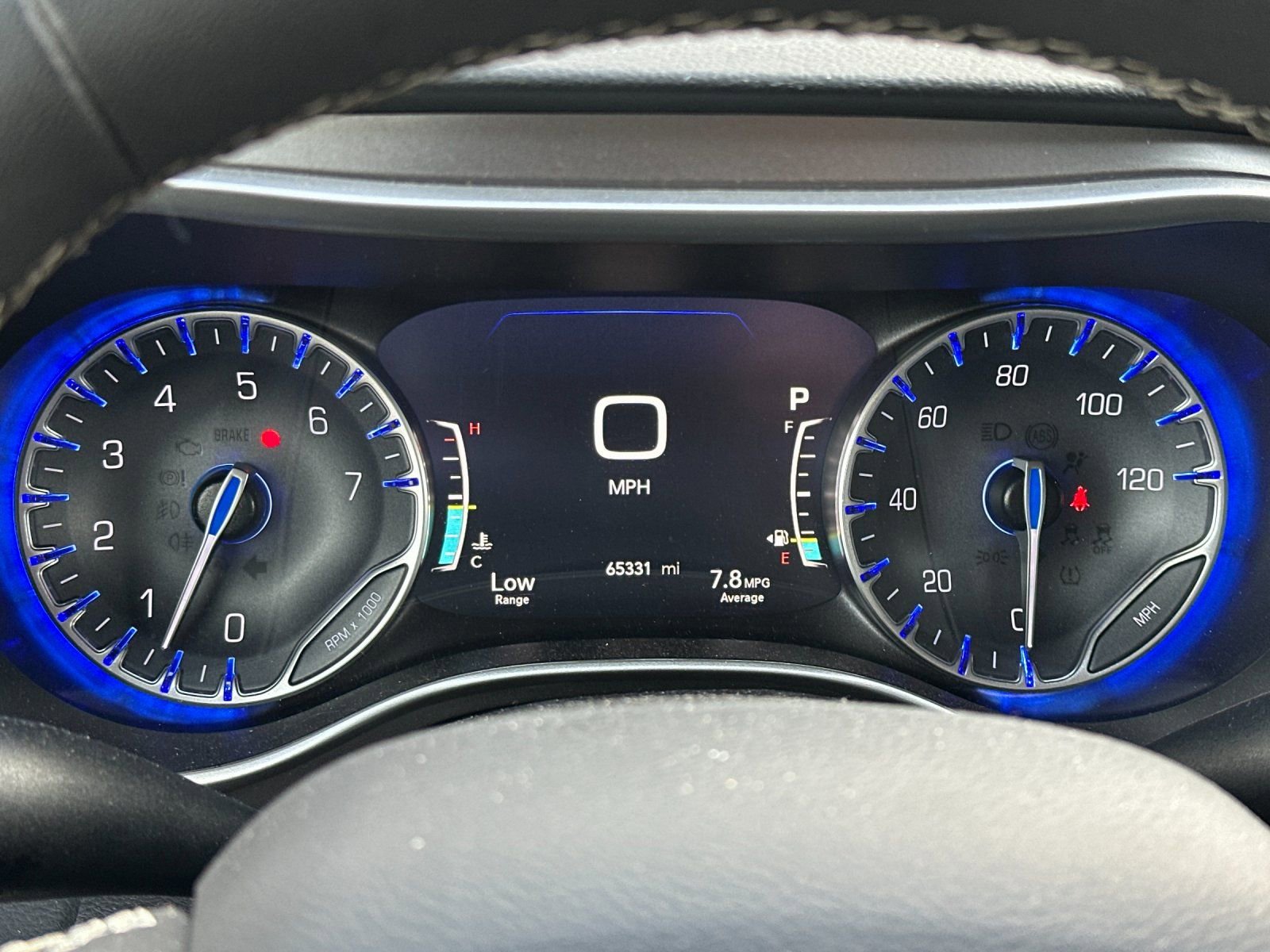 Used 2023 Chrysler Pacifica Touring-L image 25