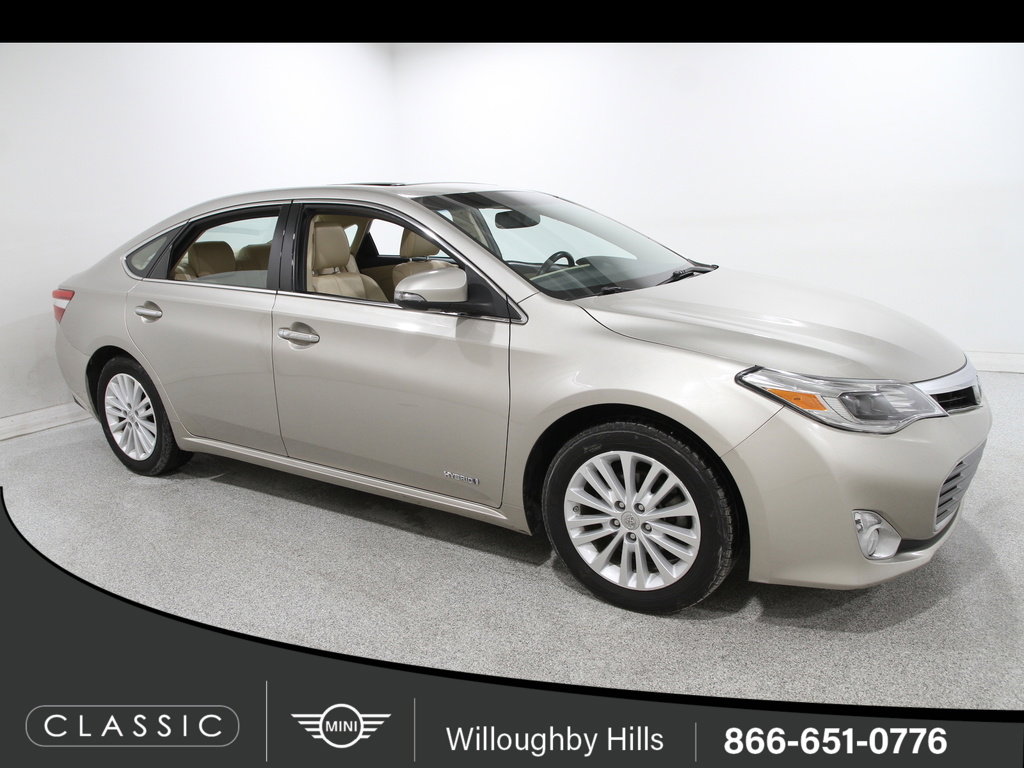 Used 2014 Toyota Avalon Limited image 1
