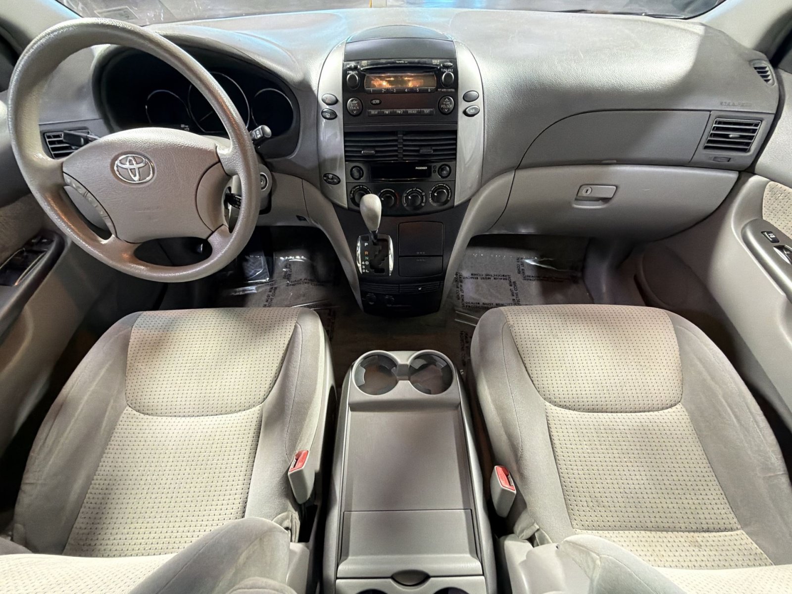 Used 2009 Toyota Sienna LE FWD image 28