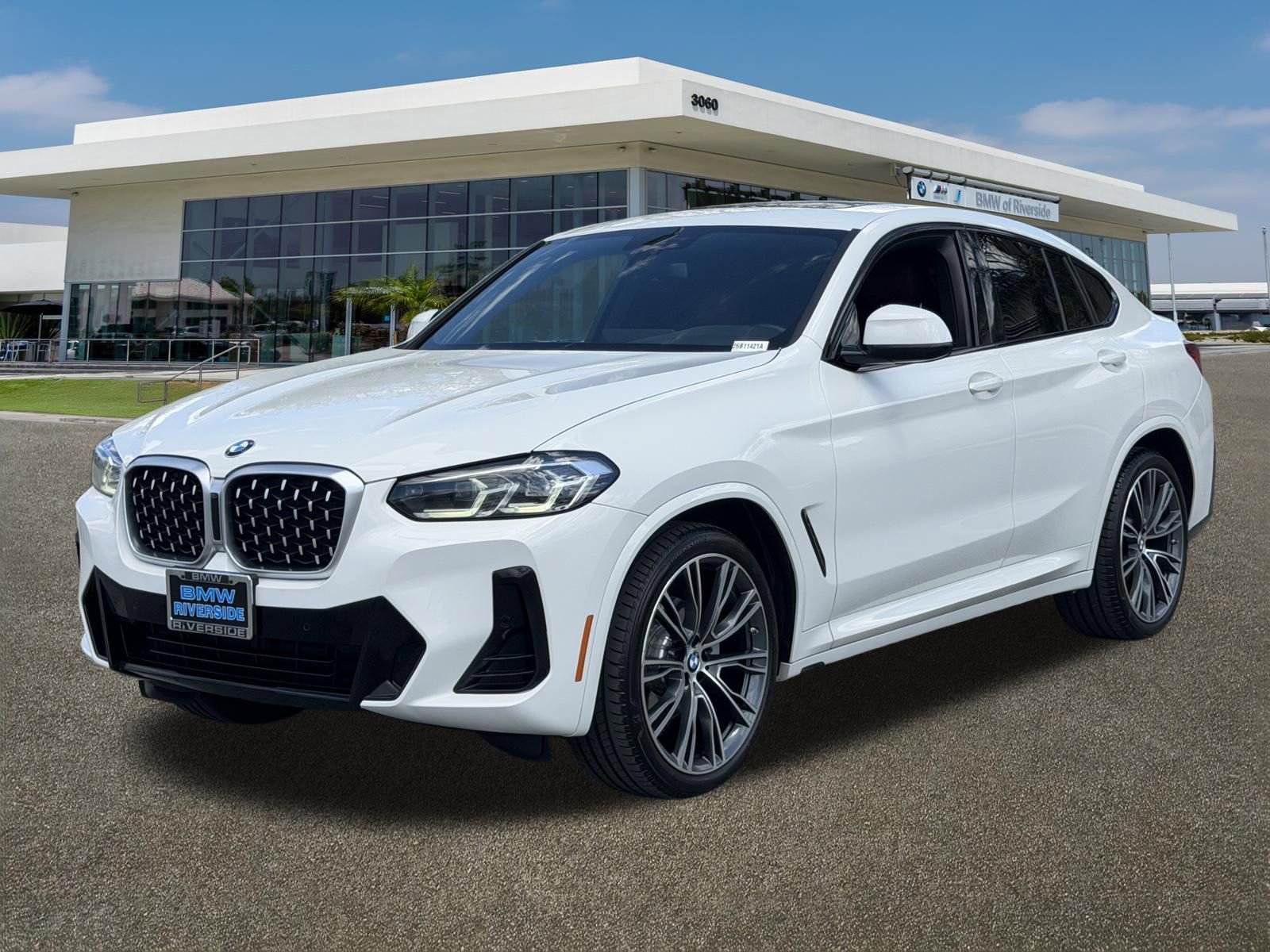 Used 2023 BMW X4 xDrive30i w/ M Sport Package image 5