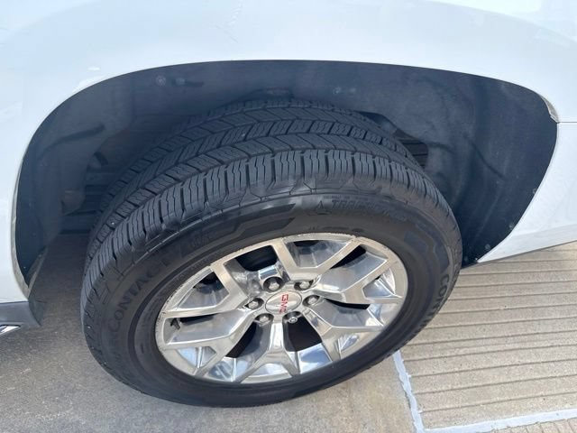 Used 2017 GMC Yukon XL SLT w/ Open Road Package RWD image 5