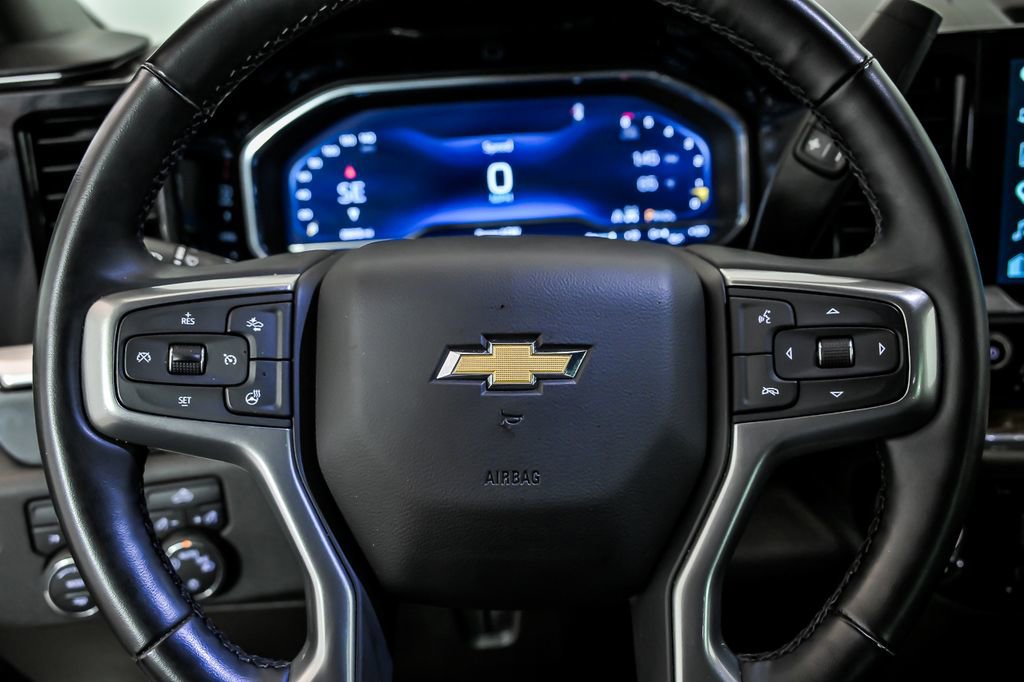Used 2025 Chevrolet Silverado 1500 LT image 19