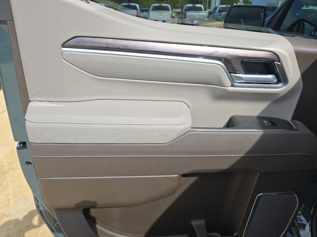 New 2026 Chevrolet Silverado 1500 LTZ w/ LTZ Premium Package image 12