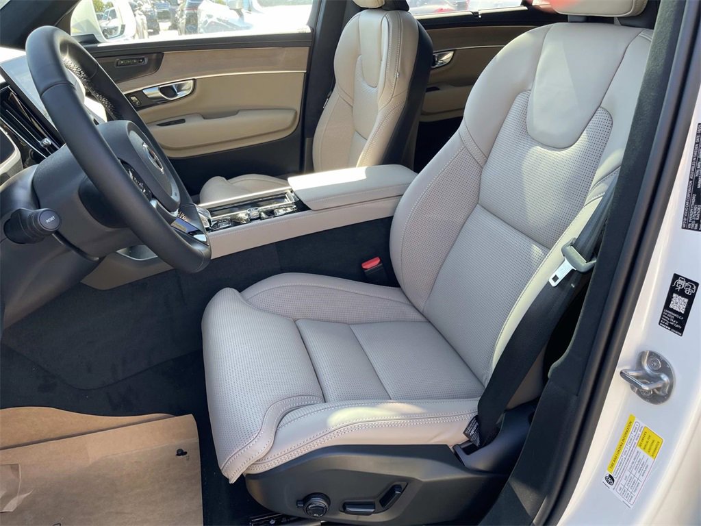 New 2026 Volvo XC90 B6 Ultra image 20