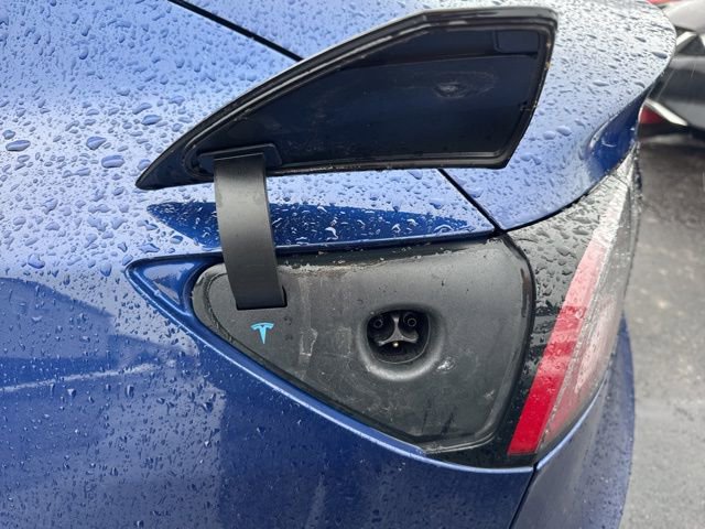 Used 2020 Tesla Model 3 Performance image 7