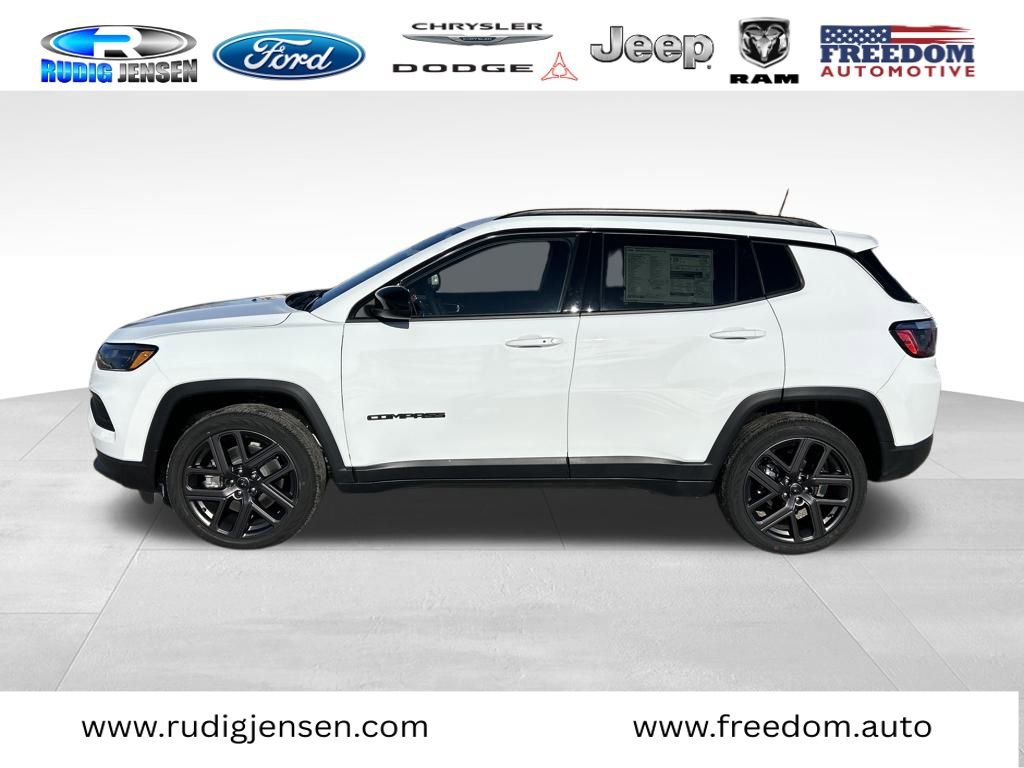 New 2026 Jeep Compass Latitude image 10