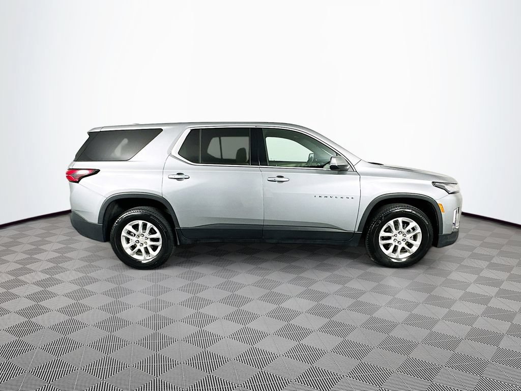 Used 2023 Chevrolet Traverse LS w/ Safety Package FWD image 11