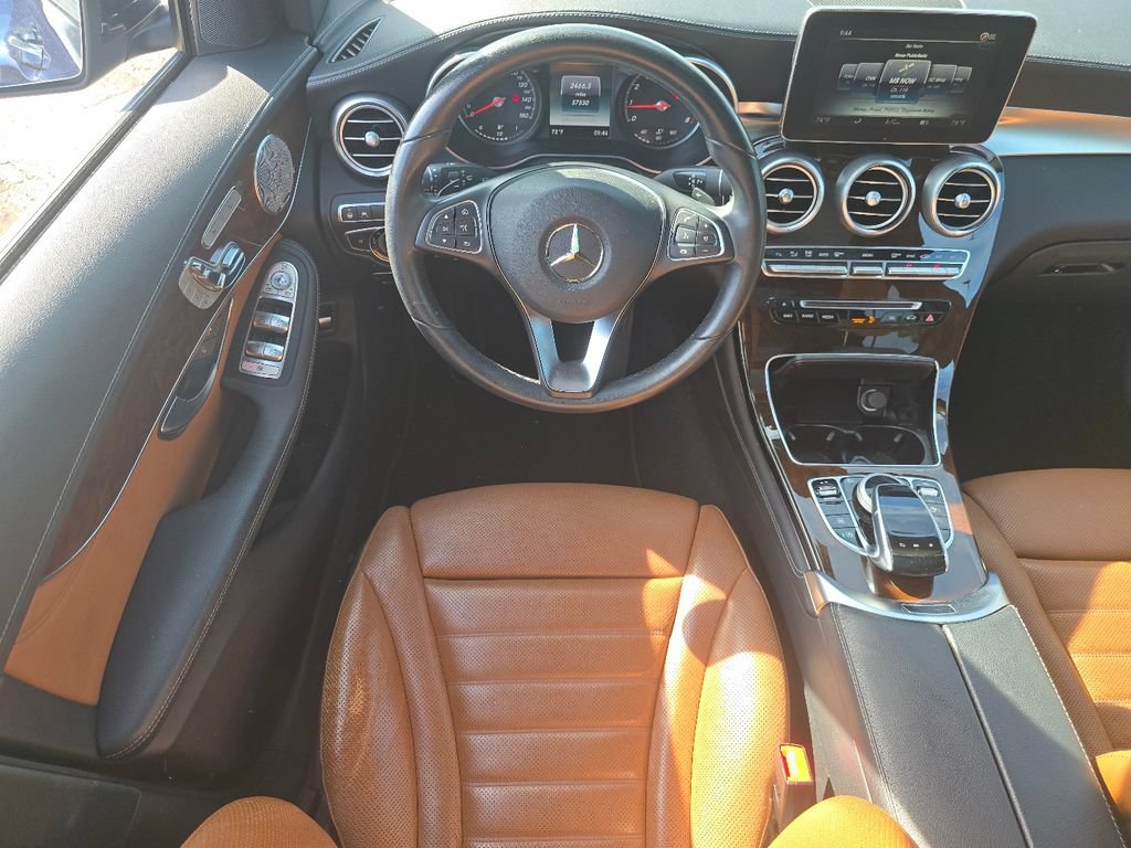 Used 2017 Mercedes-Benz GLC 300 4MATIC image 26