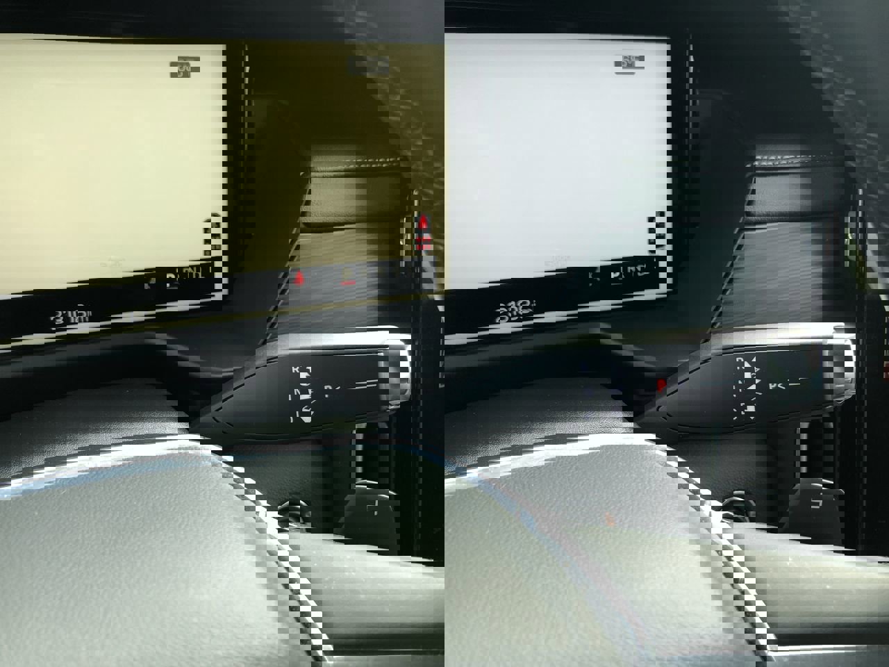 Used 2025 GMC Acadia Elevation image 20