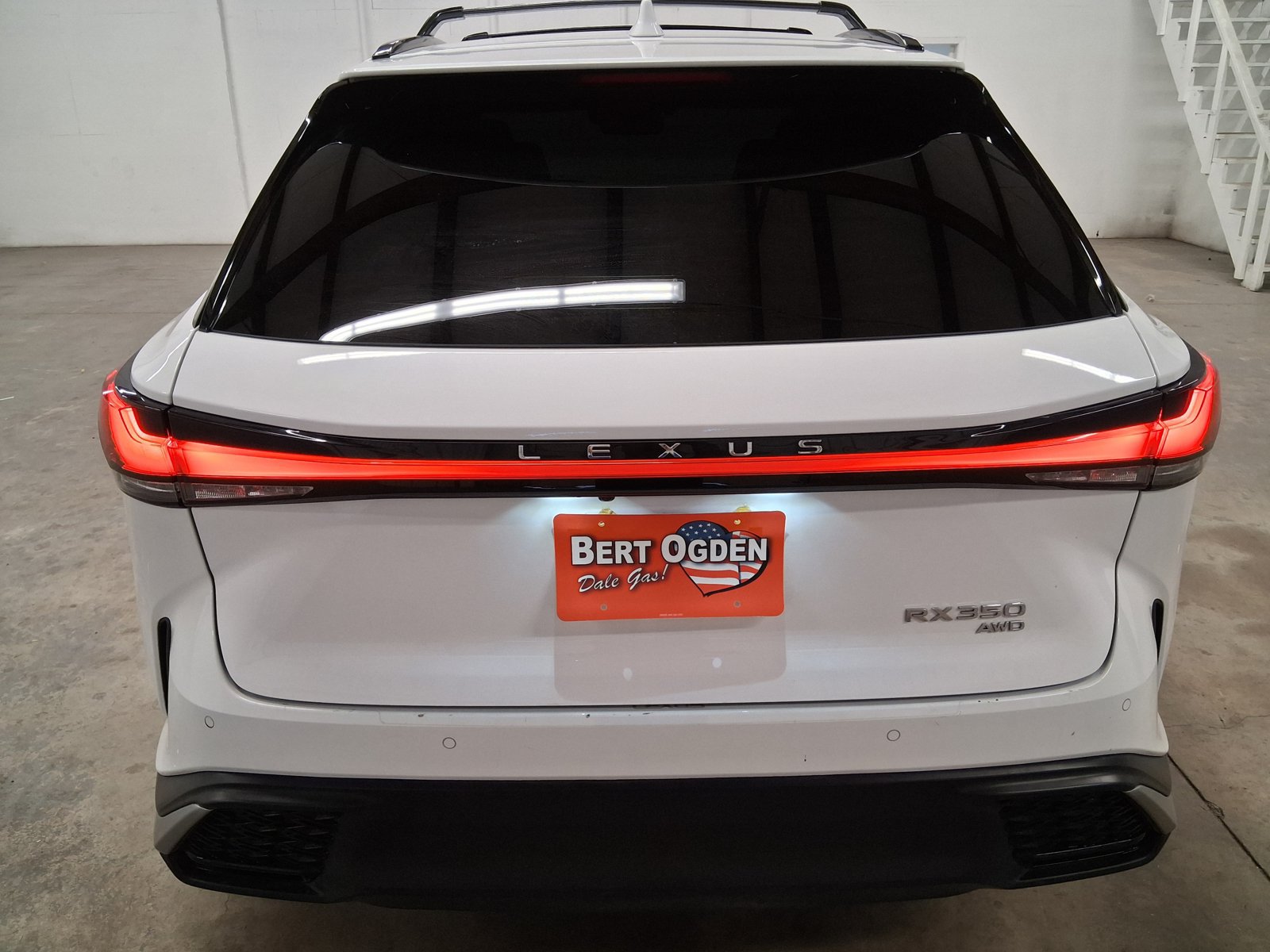 Used 2023 Lexus RX 350 F Sport w/ Cold Area Package AWD/4WD image 5