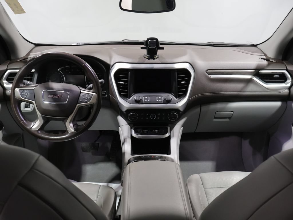 Used 2020 GMC Acadia SLT w/ Premium Package AWD/4WD image 17