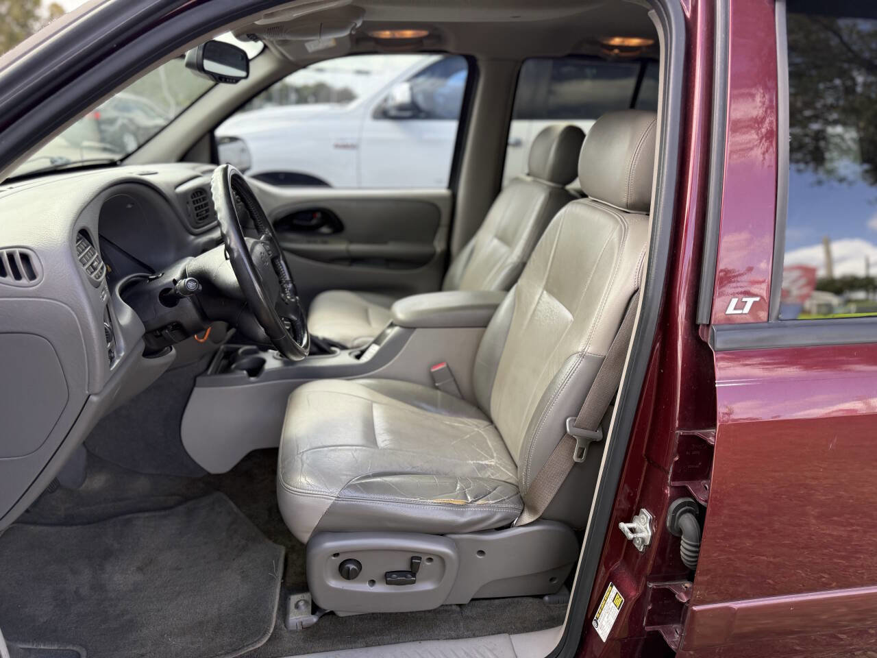 Used 2004 Chevrolet TrailBlazer LT w/ LT Preferred Equipment Group image 13