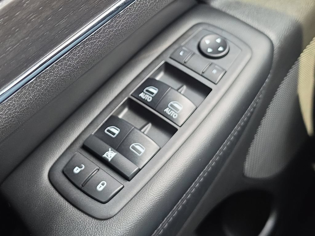 Used 2018 Jeep Grand Cherokee Limited AWD/4WD image 22