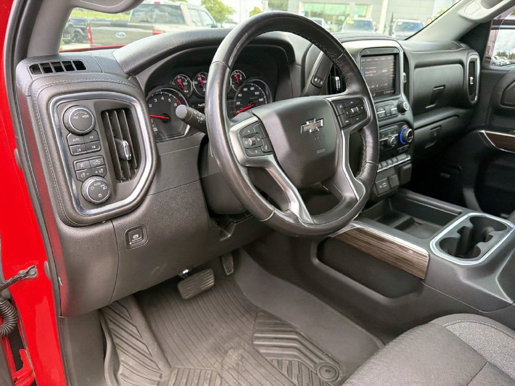 Used 2020 Chevrolet Silverado 1500 LT Trail Boss AWD/4WD image 19