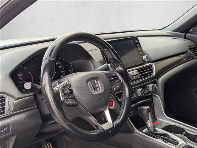 Used 2018 Honda Accord Sport image 10