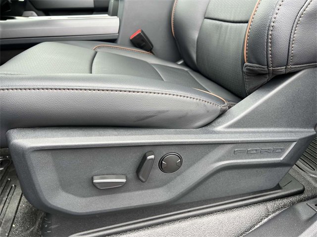 New 2025 Ford F250 Lariat w/ Lariat Ultimate Package image 23