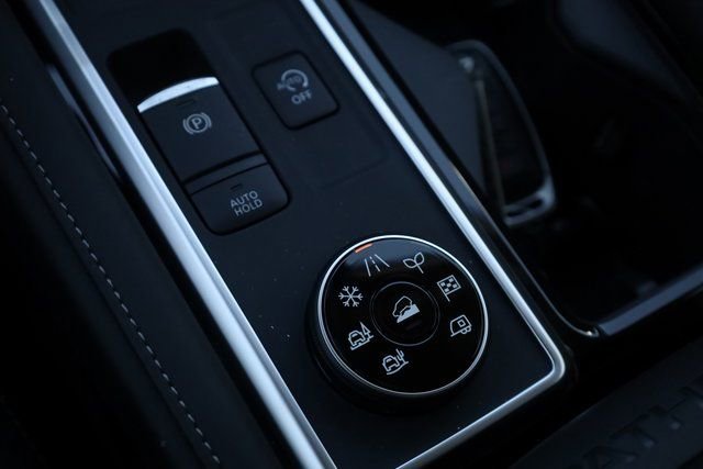 New 2026 Nissan Pathfinder SV AWD/4WD image 19