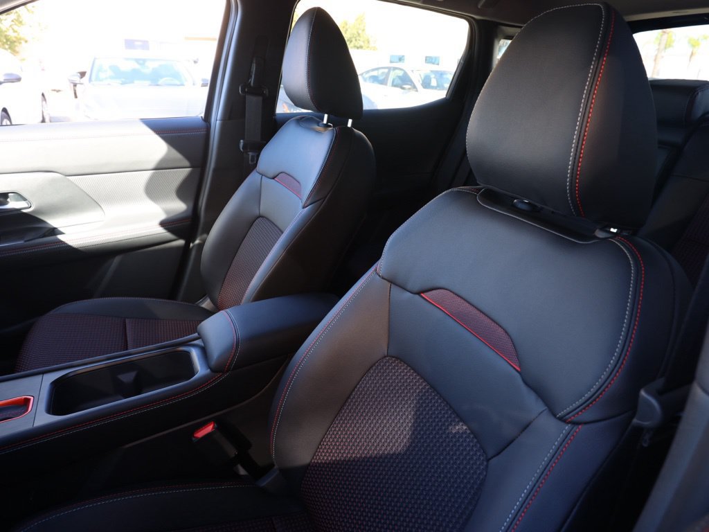 New 2026 Nissan Kicks SR FWD image 15