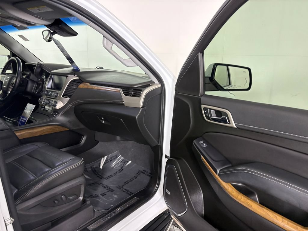 Used 2019 GMC Yukon Denali w/ Open Road Package AWD/4WD image 40