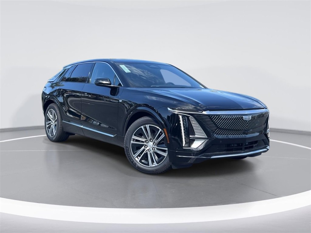 New 2025 Cadillac Lyriq Luxury