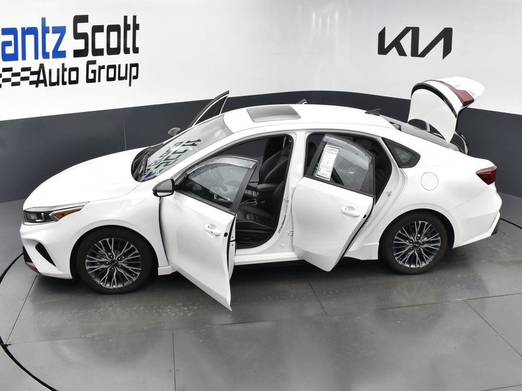 Certified 2022 Kia Forte GT-Line w/ GT-Line Premium Package image 30