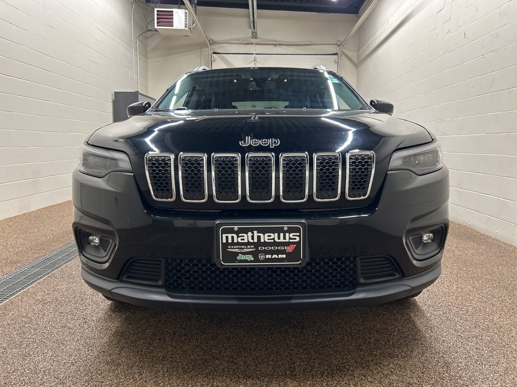 Used 2019 Jeep Cherokee Latitude Plus w/ Comfort/Convenience Group image 6