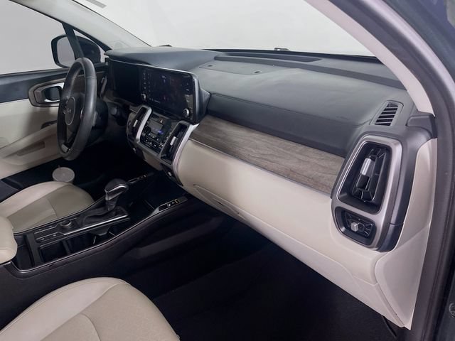 Used 2022 Kia Sorento S w/ Panoramic Sunroof Package AWD/4WD image 32