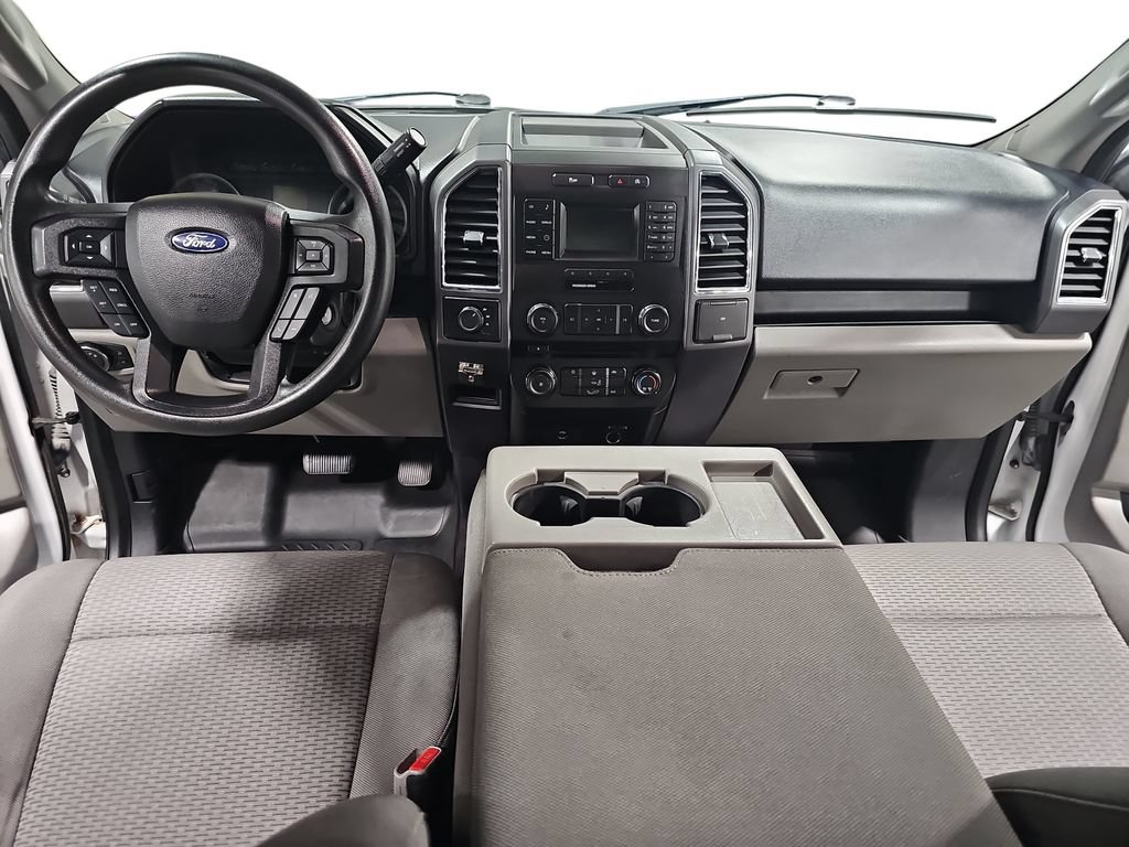 Used 2016 Ford F150 XLT AWD/4WD image 9