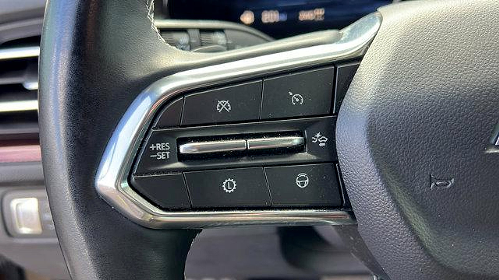 Certified 2025 Chevrolet Traverse Z71 w/ Enhanced Driving Package image 27