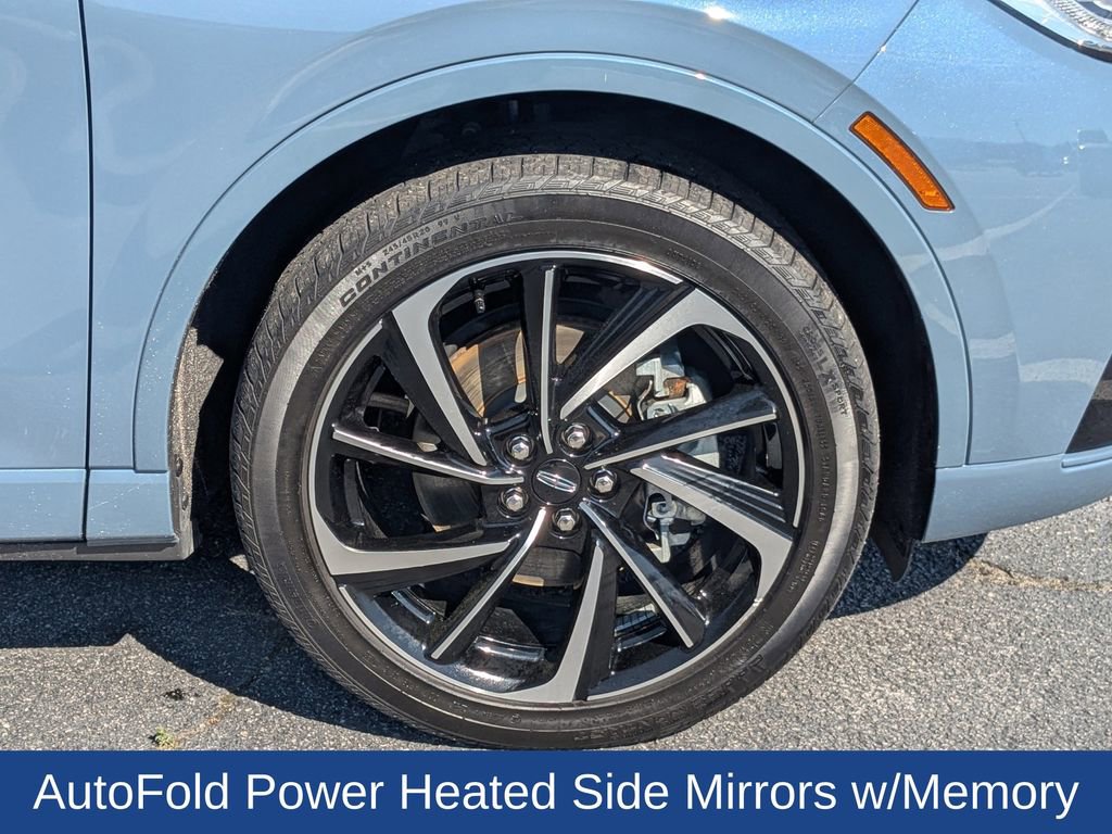 Used 2024 Lincoln Corsair Grand Touring image 11