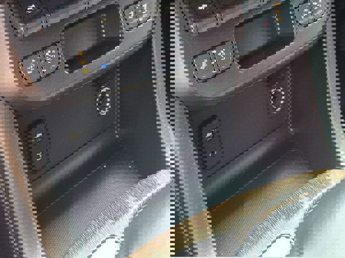 Used 2017 GMC Canyon Denali image 34