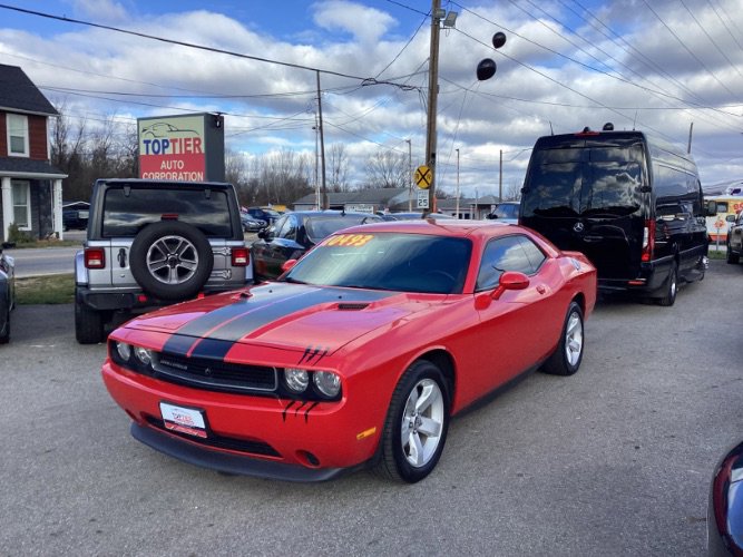 Used 2014 Dodge Challenger SXT