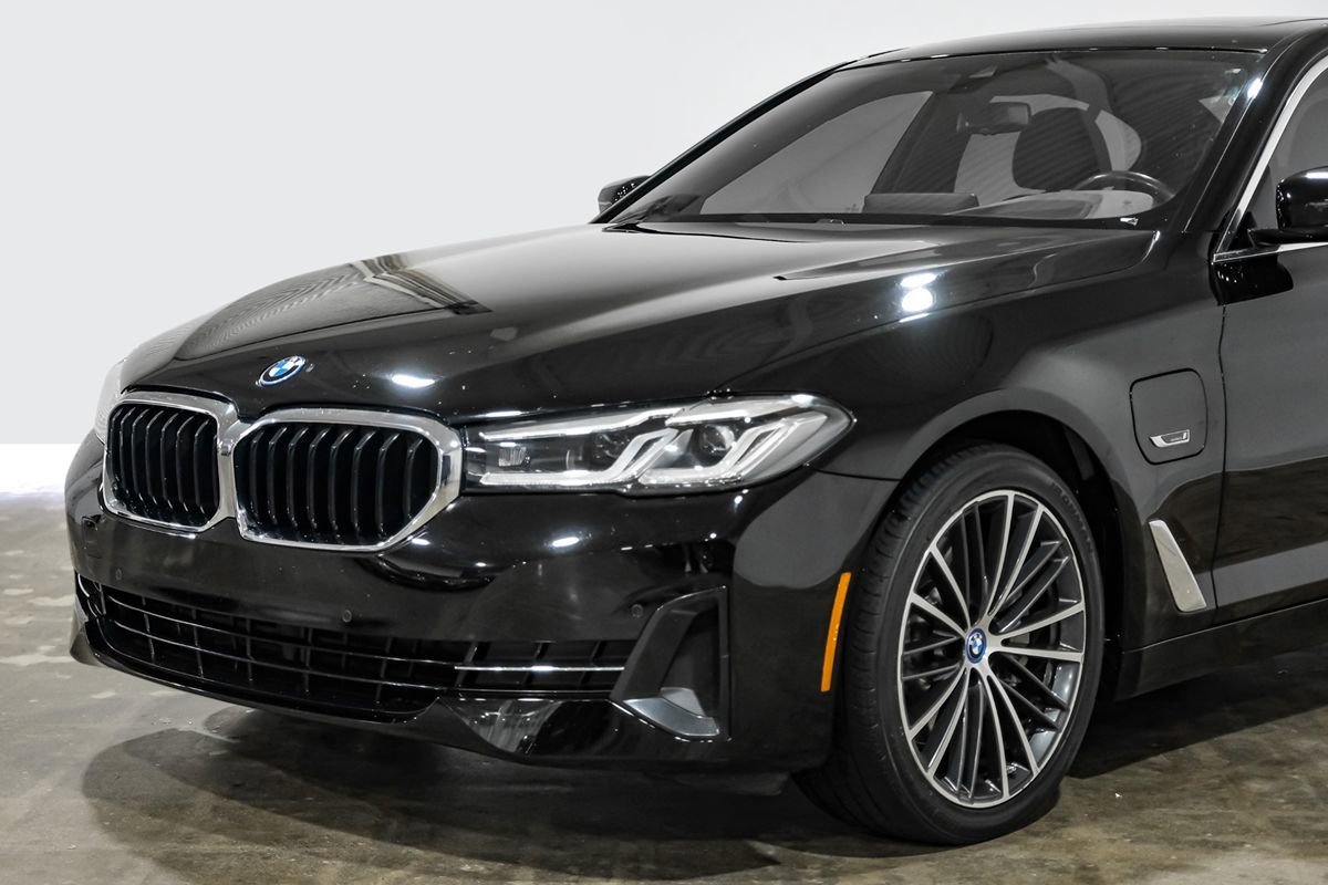 Used 2023 BMW 530e RWD image 6