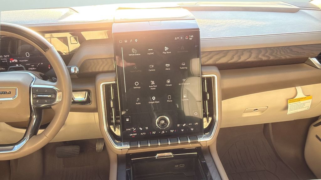 Used 2025 GMC Yukon XL Denali w/ Denali Reserve Package image 20