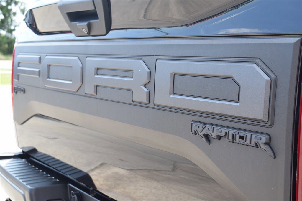 Used 2019 Ford F150 Raptor w/ Equipment Group 801A Mid image 6