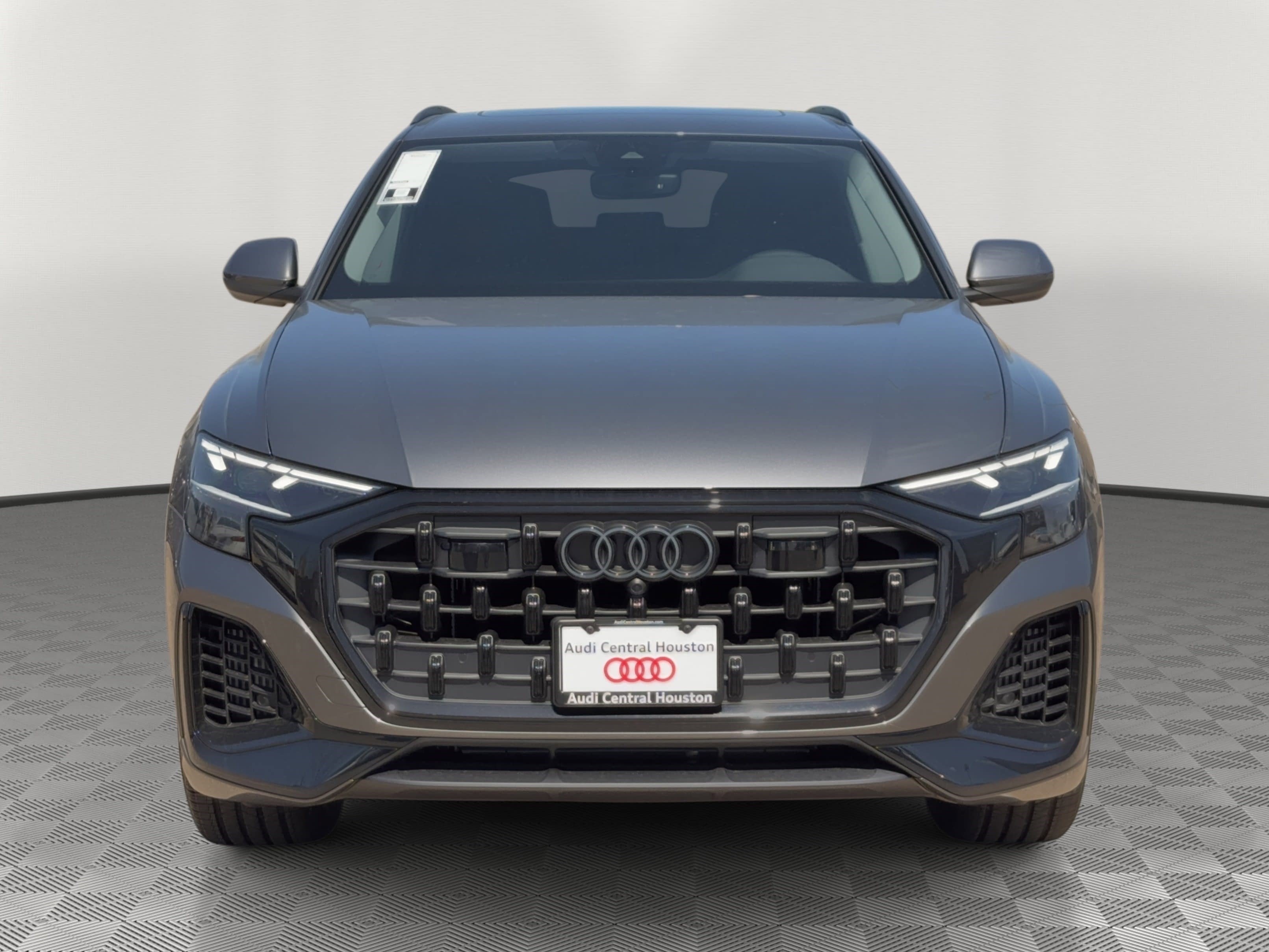 New 2026 Audi Q8 Premium image 6