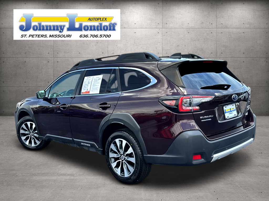 Used 2023 Subaru Outback Limited XT AWD/4WD image 3