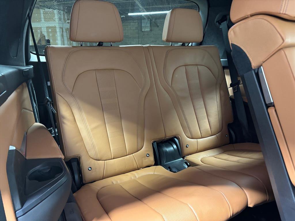 Used 2021 BMW X7 xDrive40i w/ M Sport Package image 41