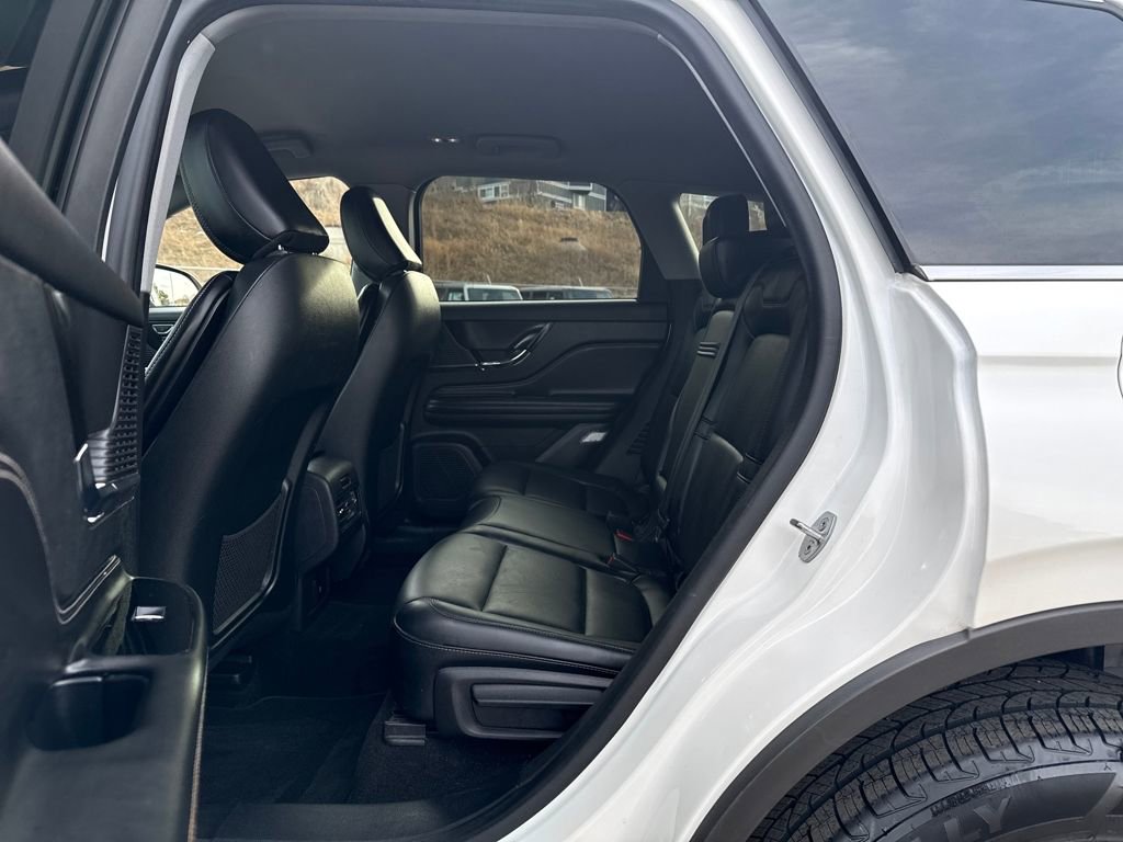 Certified 2022 Lincoln Corsair FWD w/ Equipment Group 101A image 20