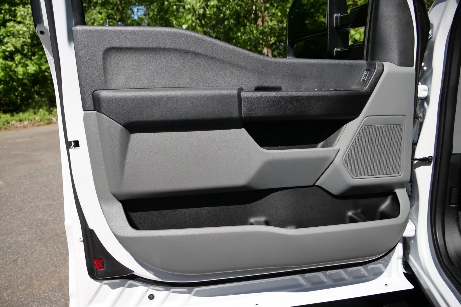 Used 2023 Ford F350 XL w/ XL Chrome Package AWD/4WD image 21