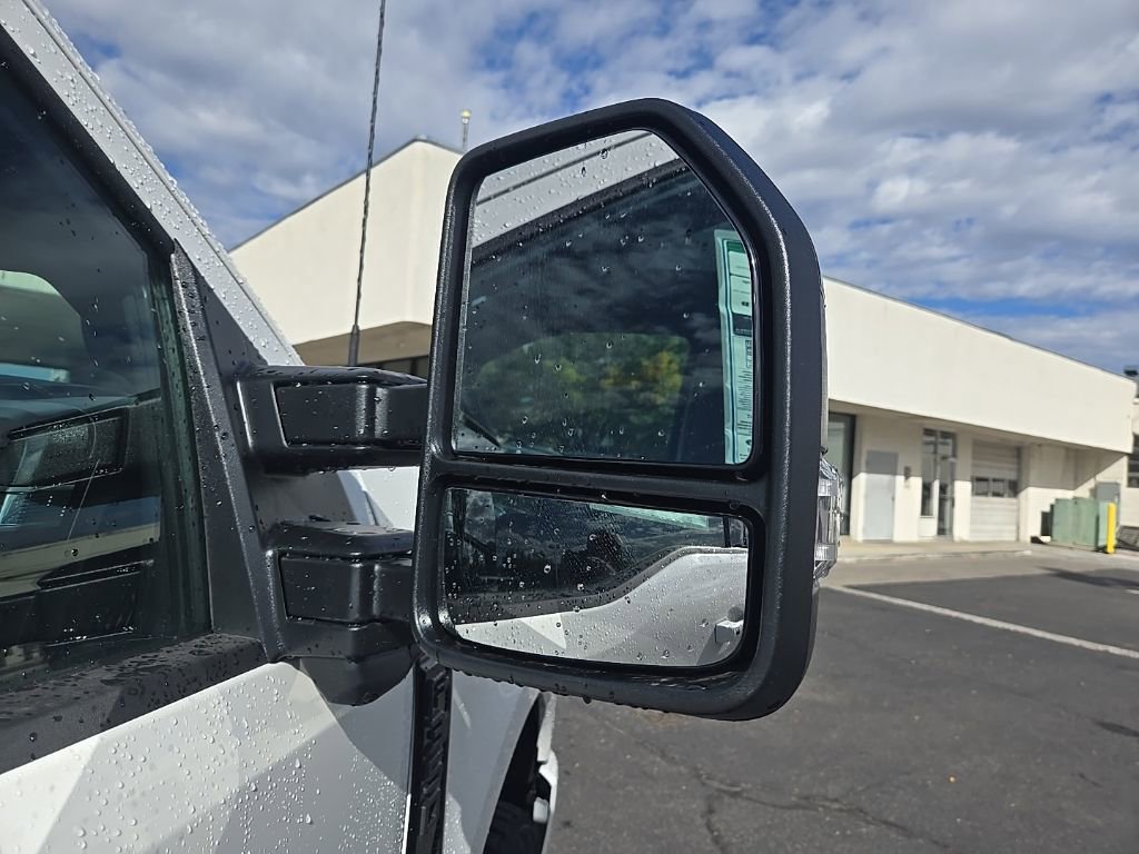 New 2026 Ford F350 Platinum image 32