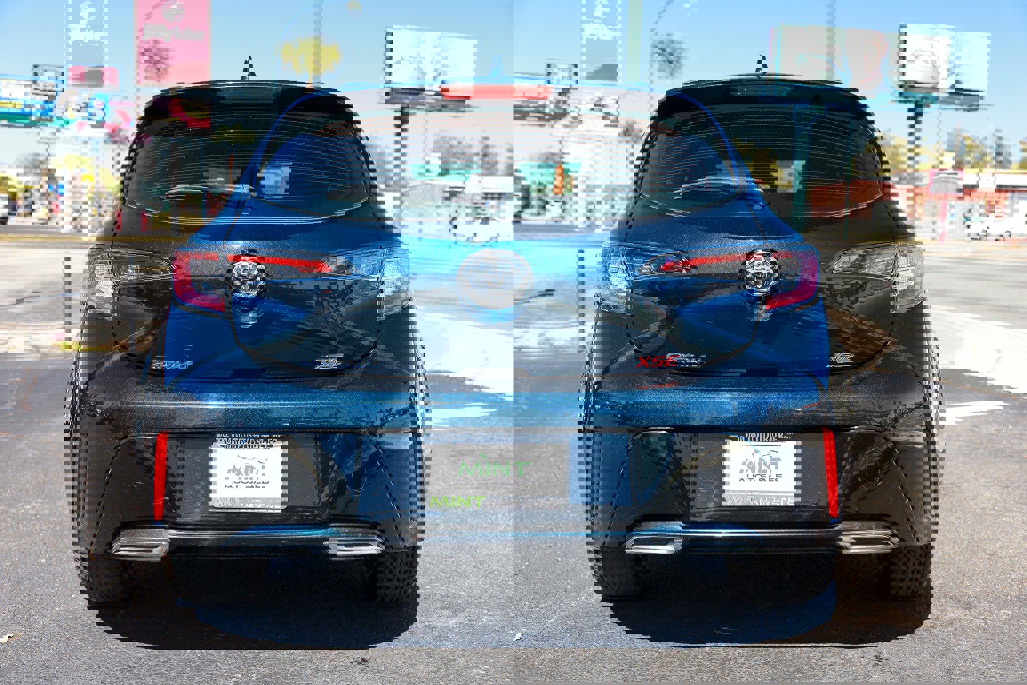 Used 2021 Toyota Corolla XSE image 12