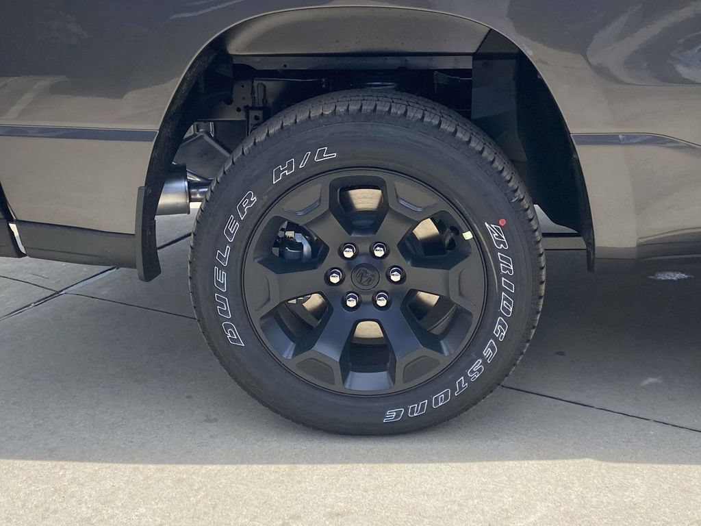 New 2026 RAM 1500 Express AWD/4WD image 8
